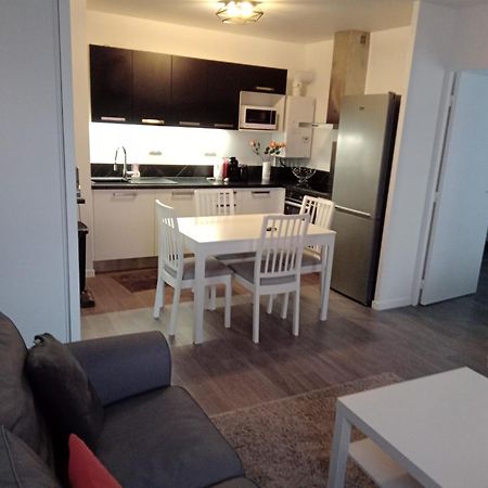 Appartement Cozy - Quartier Residentiel Melun Bagian luar foto