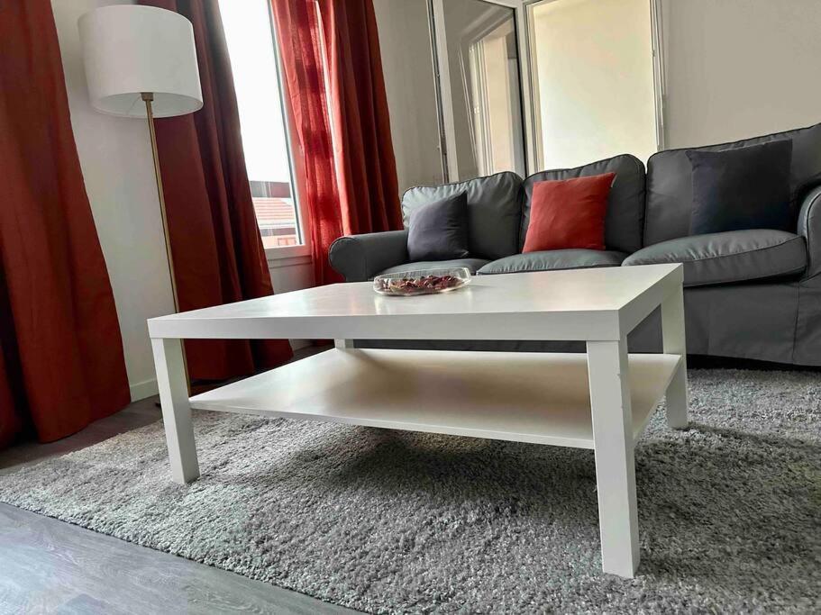 Appartement Cozy - Quartier Residentiel Melun Bagian luar foto
