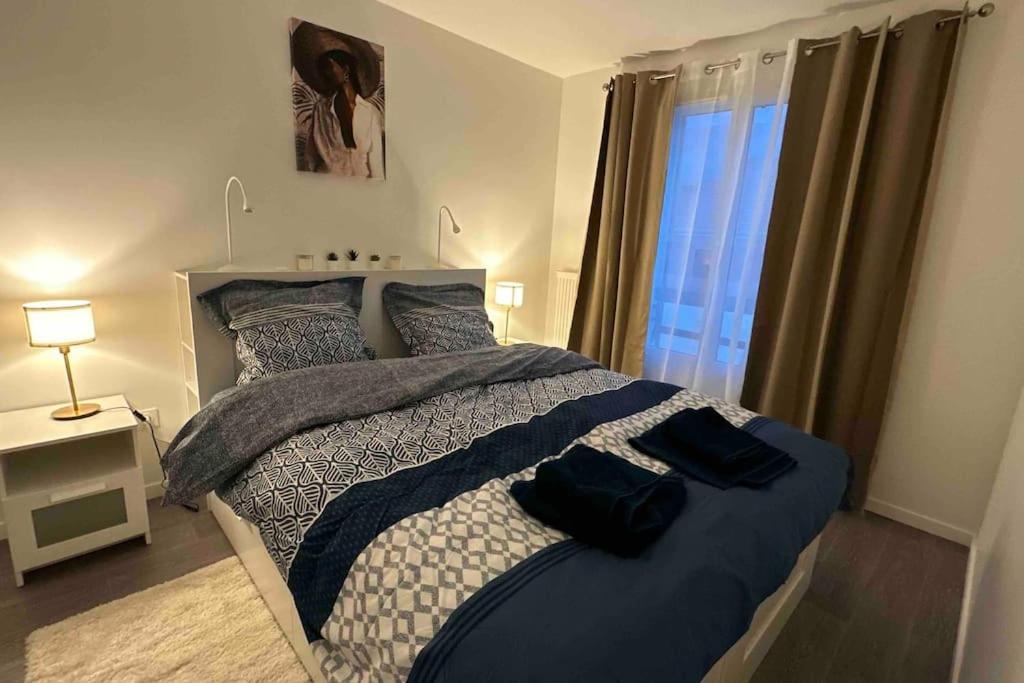 Appartement Cozy - Quartier Residentiel Melun Bagian luar foto