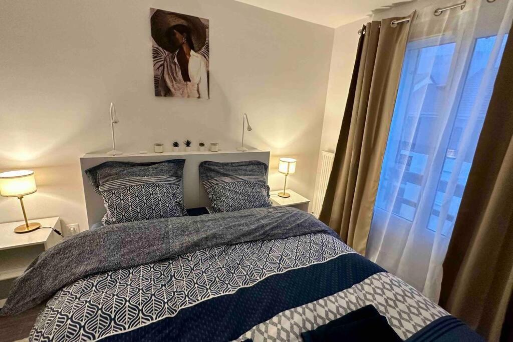 Appartement Cozy - Quartier Residentiel Melun Bagian luar foto
